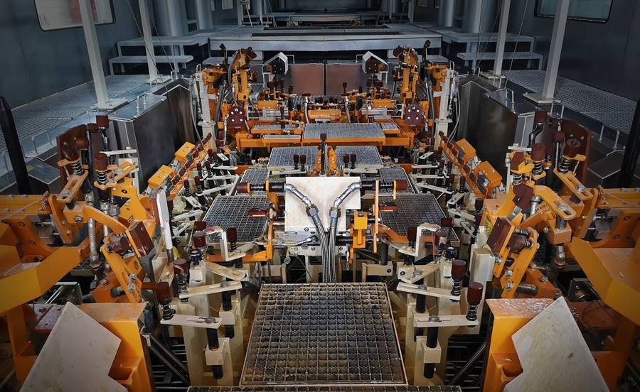 automotive-industry-4902396_1920 automotive-industry-4902396_1920